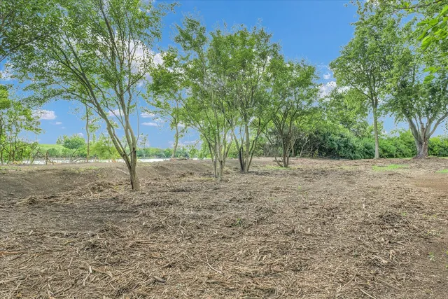 $484,900 | 50 Moss Lake Drive, Farmer City, IL 61842