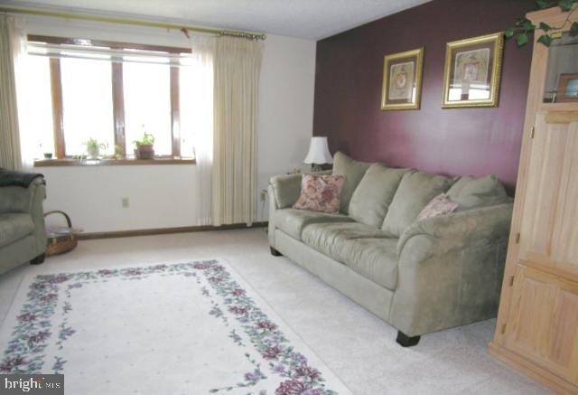 309 Debra Road Mechanicsburg, PA 17050 - Photo 3 of 9 Gallery Image 3
