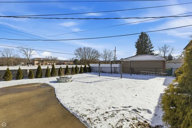 a view of a backyard of a house