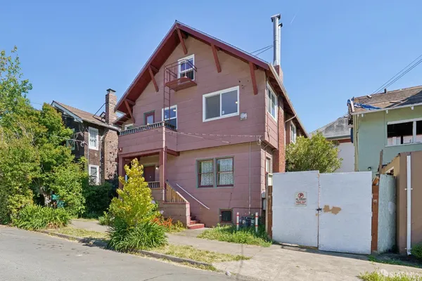 $1,900,000 | 2732 Parker Street, Berkeley, CA 94704