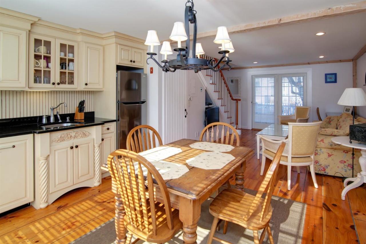 9 Hammock Pond Road Mashpee, MA 02649 - Photo 8 of 16 a view of a dining room with furniture