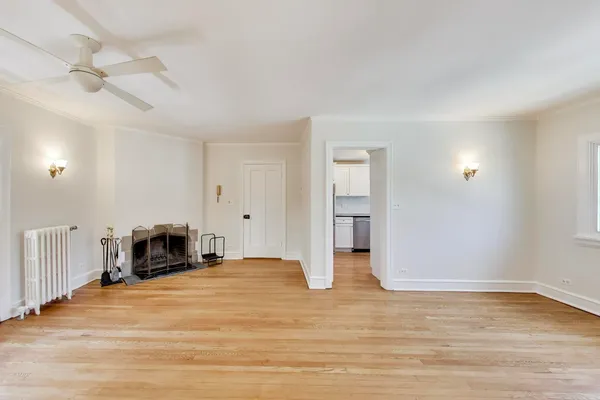$300,000 | 555 Hill Terrace, Unit 307, Winnetka, IL 60093