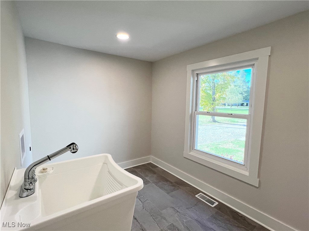 35327 Neff Road Grafton, OH 44044 - Photo 38 of 49 Gallery Image 38