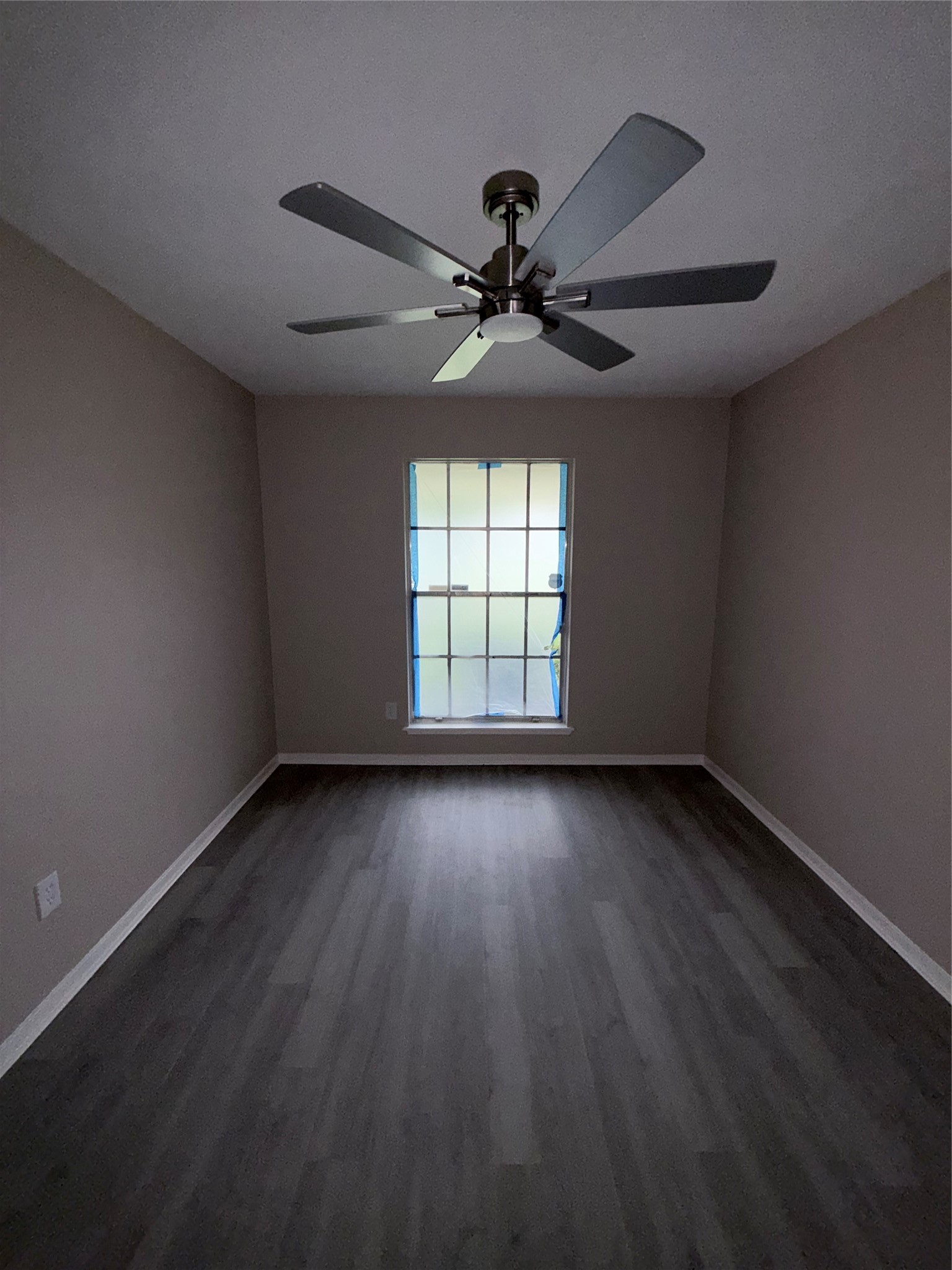 4031 Marchant Road Houston, TX 77047 - Photo 3 of 13