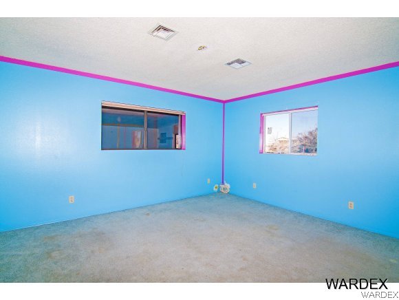 303 South Hano Road Golden Valley, AZ 86413 - Photo 20 of 30 a view of an empty room