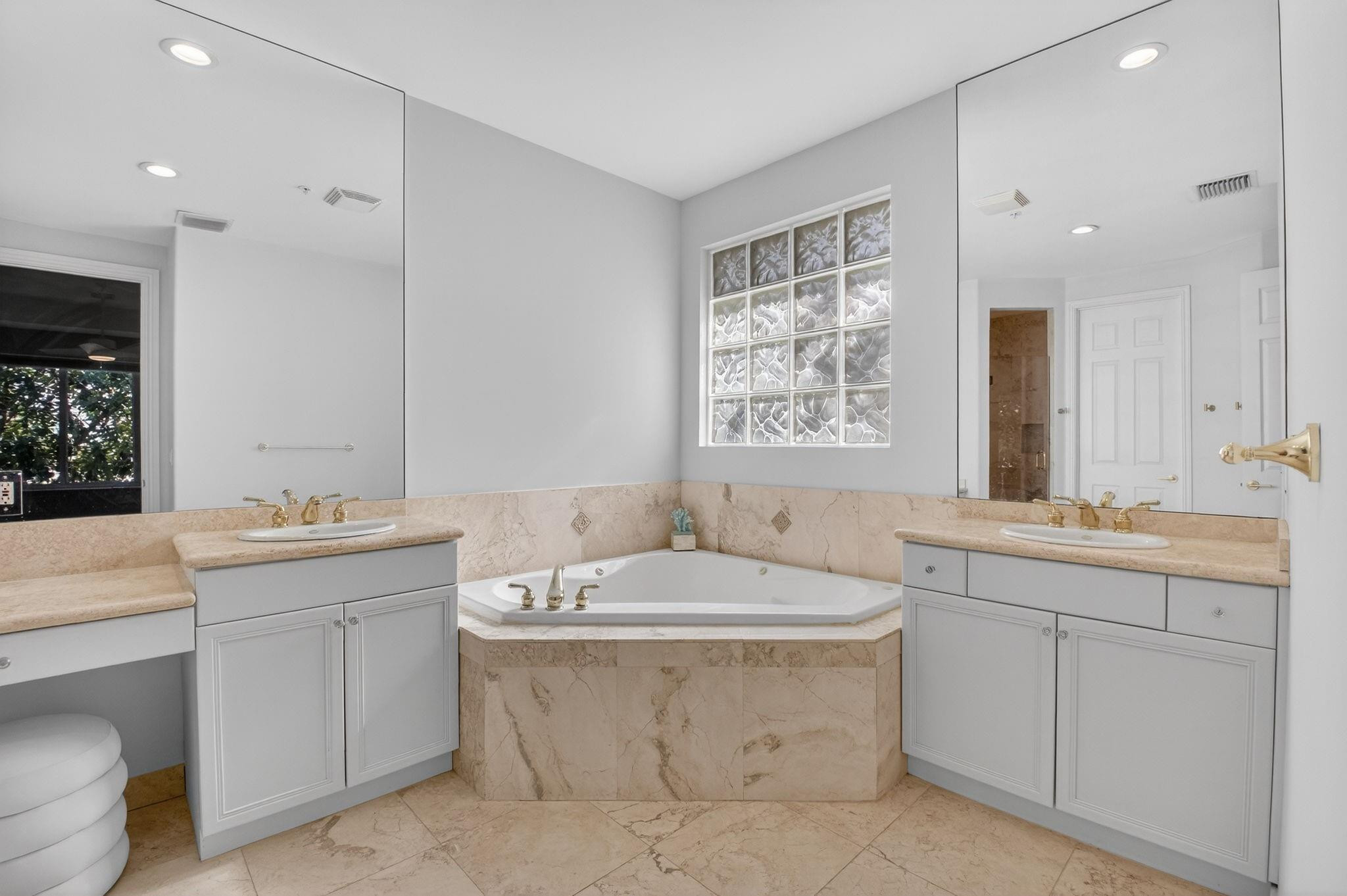 23 Royal Palm Way, Unit 18 Boca Raton, FL 33432 - Photo 24 of 41 Photo 24