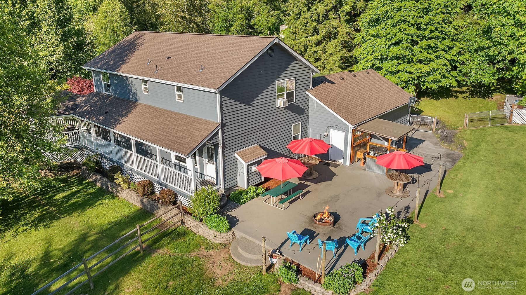 22320 Dubuque Road Snohomish, WA 98290 - Photo 3 of 36