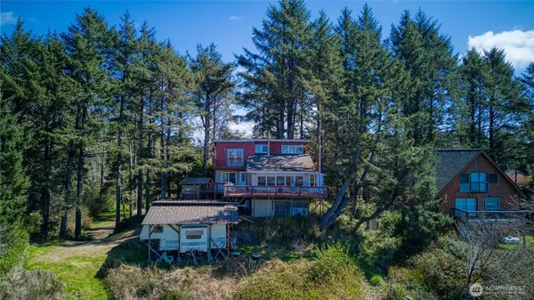$389,900 | 2543 Highway 109, Copalis Beach, WA 98535