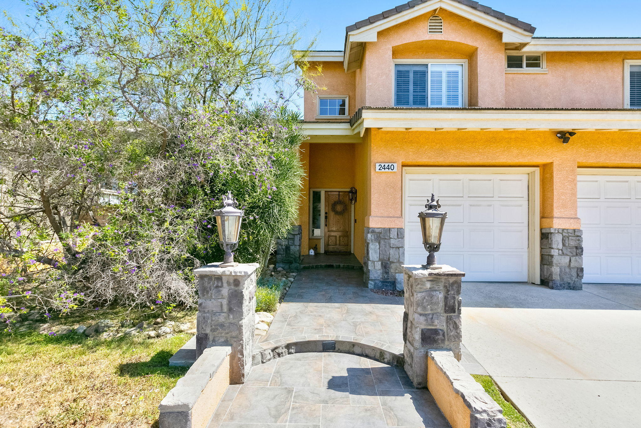 2440 Redwing Lane Oxnard, CA 93036 - Photo 2 of 38 2