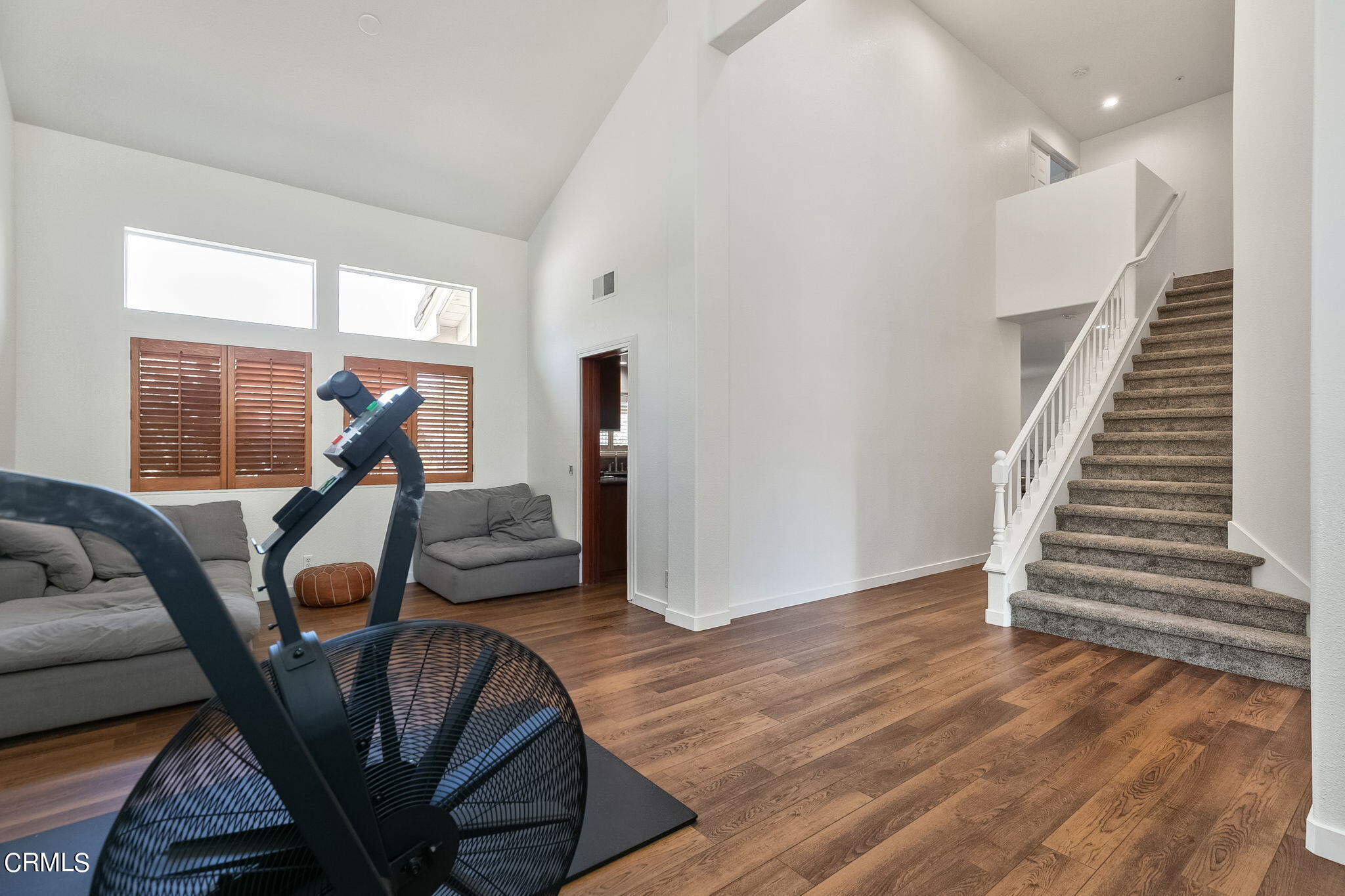 2440 Redwing Lane Oxnard, CA 93036 - Photo 5 of 38 5
