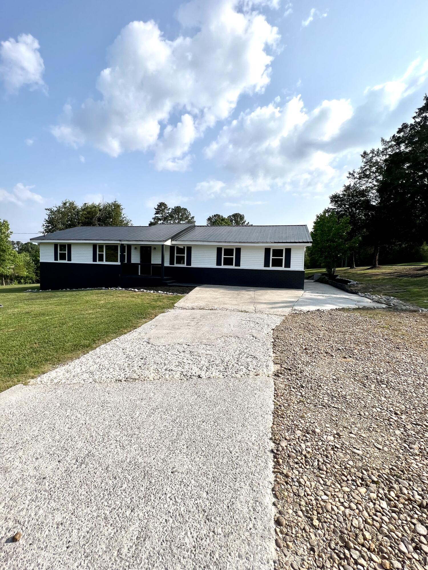 1064 Holcomb Road Ringgold, GA 30736 - Photo 16 of 37 *