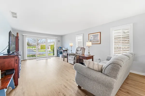 $379,900 | 455 South Marley Road, New Lenox, IL 60451