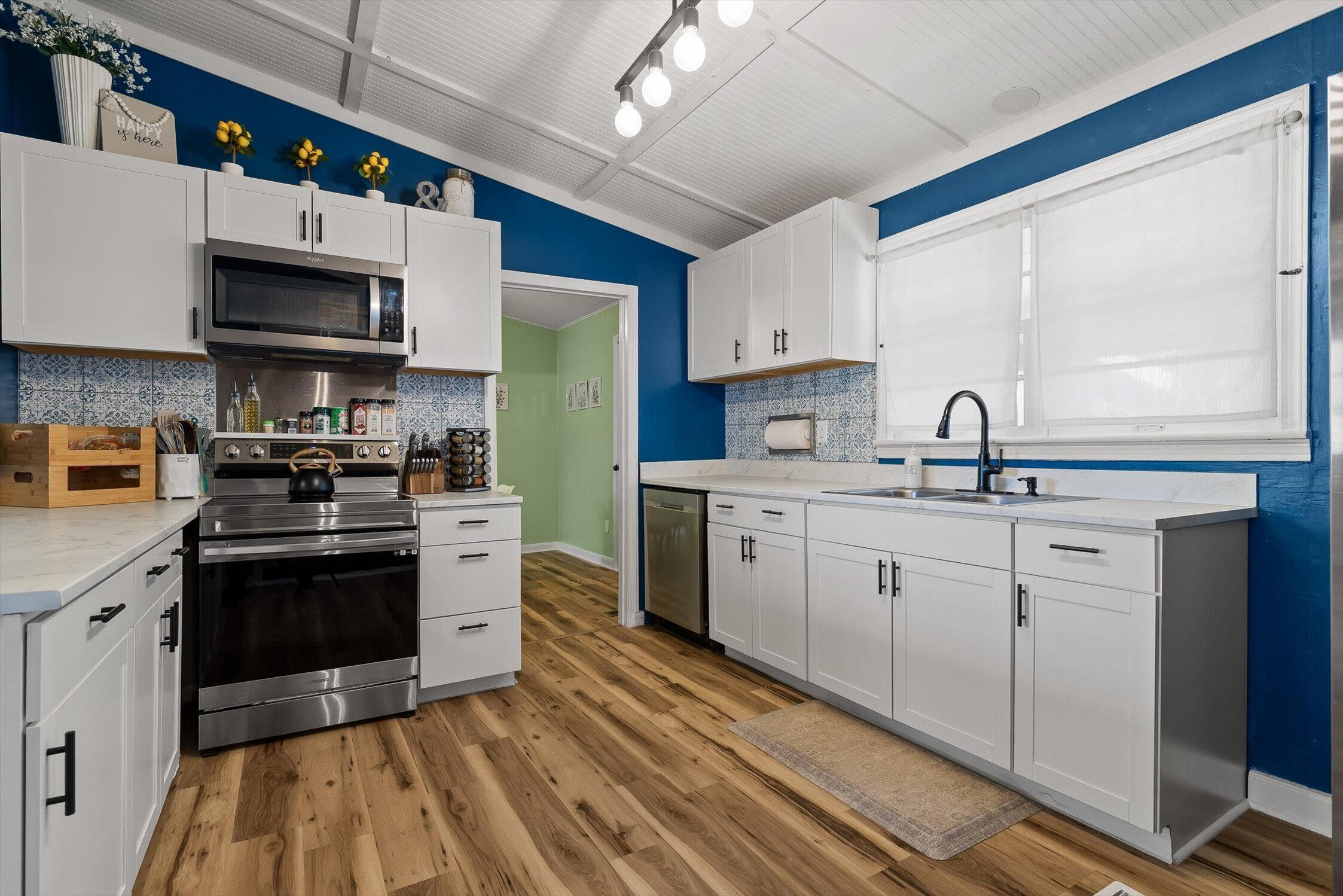 1002 Dennis Avenue Jasper, TN 37347 - Photo 13 of 29 14-Dennis-14