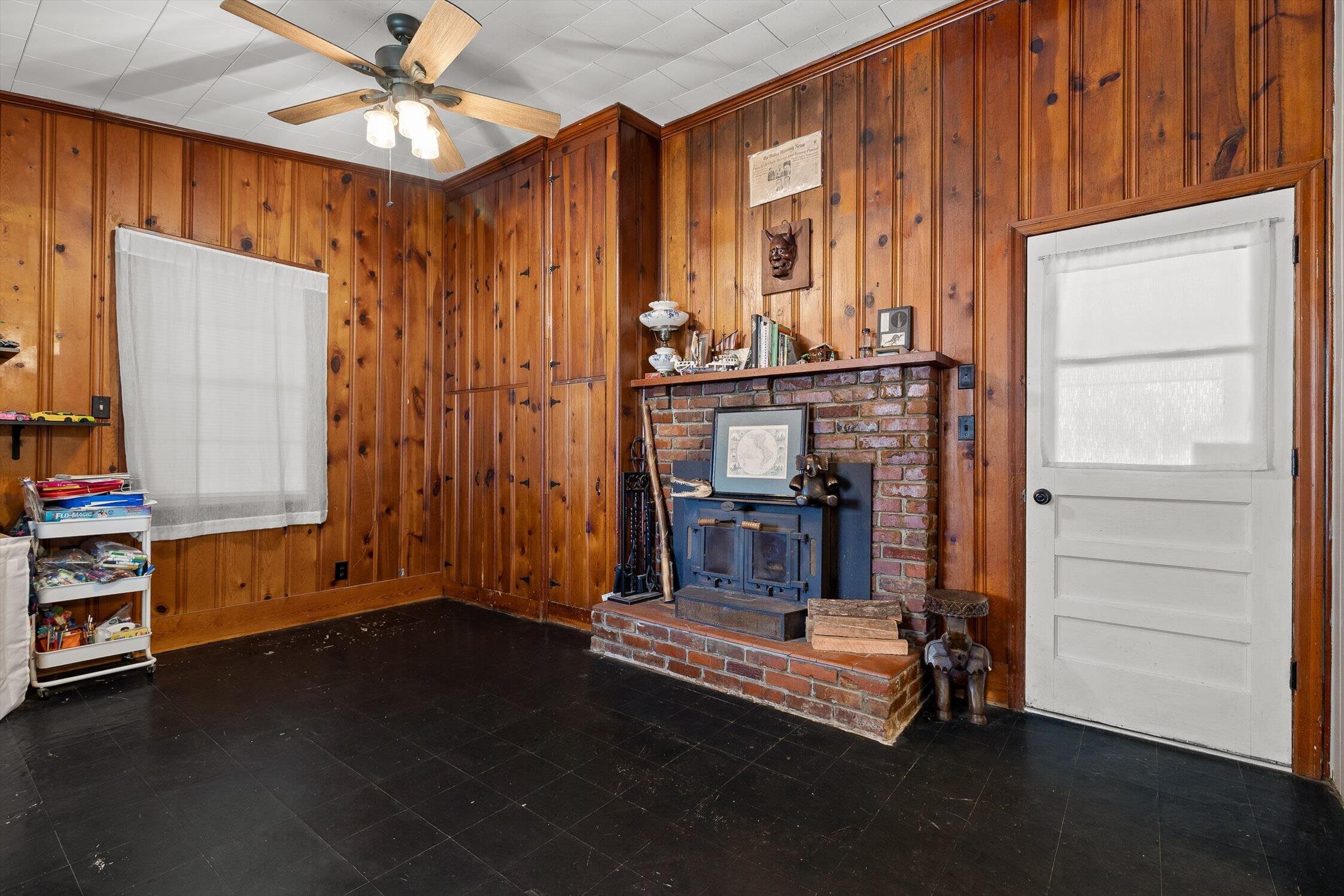 1002 Dennis Avenue Jasper, TN 37347 - Photo 16 of 29 18-Dennis-18