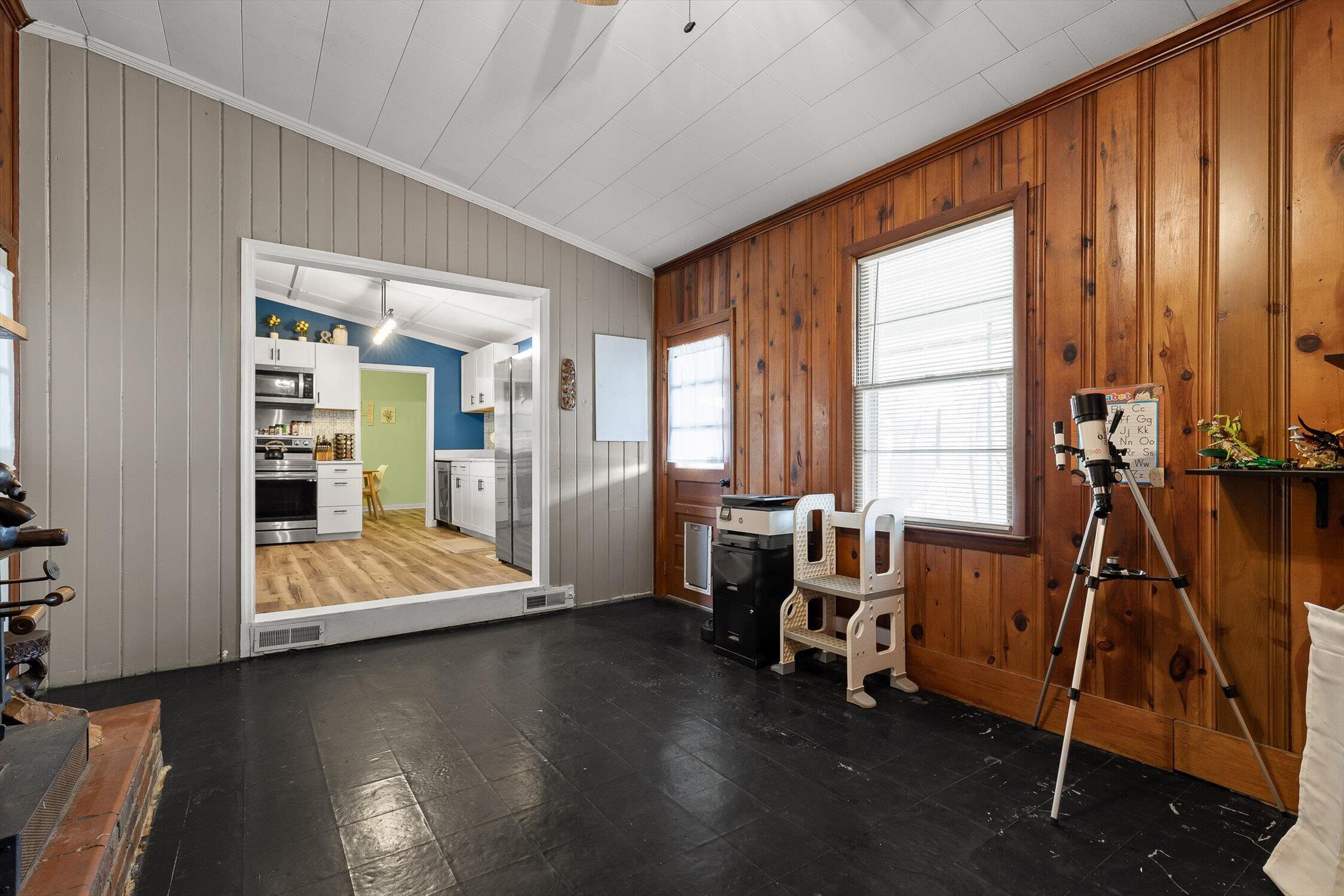 1002 Dennis Avenue Jasper, TN 37347 - Photo 17 of 29 20-Dennis-20