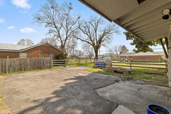 $275,000 | 1002 Dennis Avenue, Jasper, TN 37347