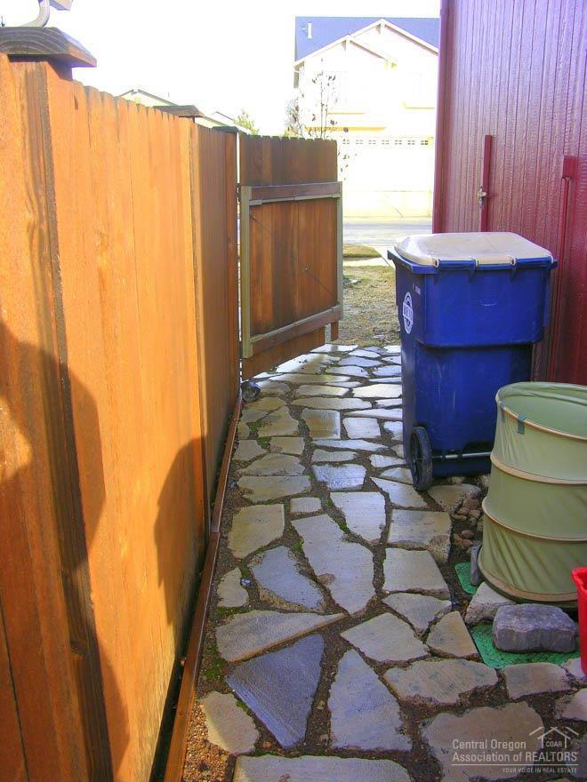 681 Northeast Mason Road Bend, OR 97701 - Photo 14 of 25 Additional Photo