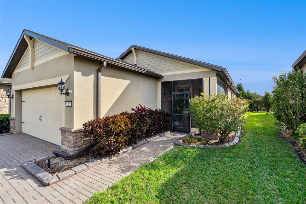 309 Toldedo Road Davenport, FL 33837 - Photo 3 of 27