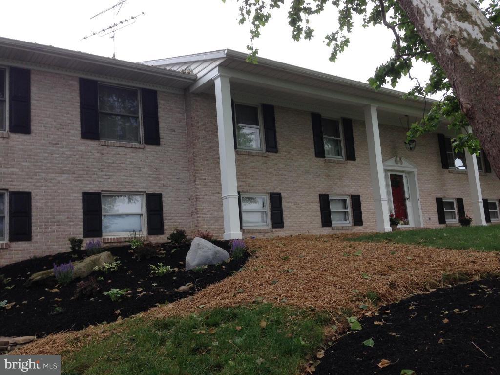 232 Meadow Valley Road Ephrata, PA 17522 - Photo 6 of 79