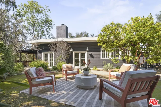 $1,575,000 | 1128 Canyon Trail, Topanga, CA 90290