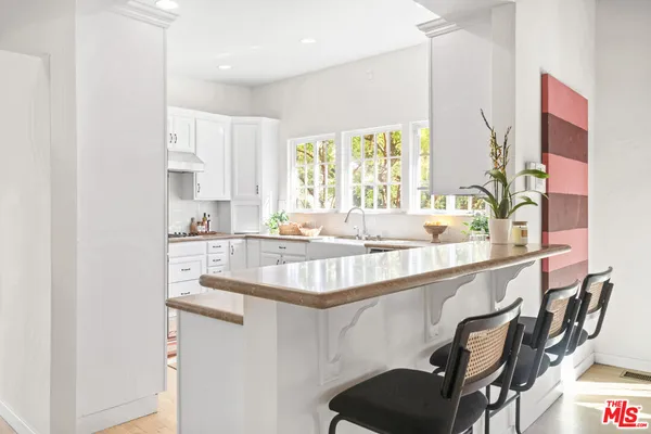 $1,495,000 | 1128 Canyon Trail, Topanga, CA 90290