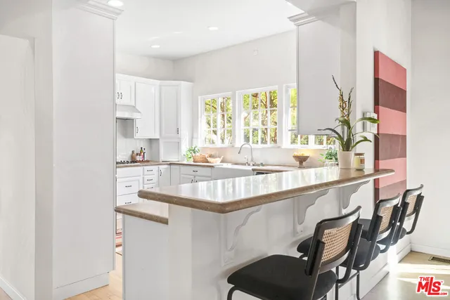 $1,575,000 | 1128 Canyon Trail, Topanga, CA 90290