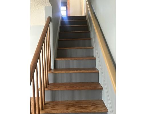 23 Ridgeview Road West Springfield, MA 01089 - Photo 17 of 33