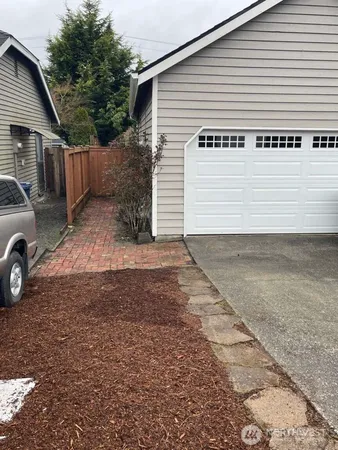 $820,000 | 22632 13th Place West, Bothell, WA 98021