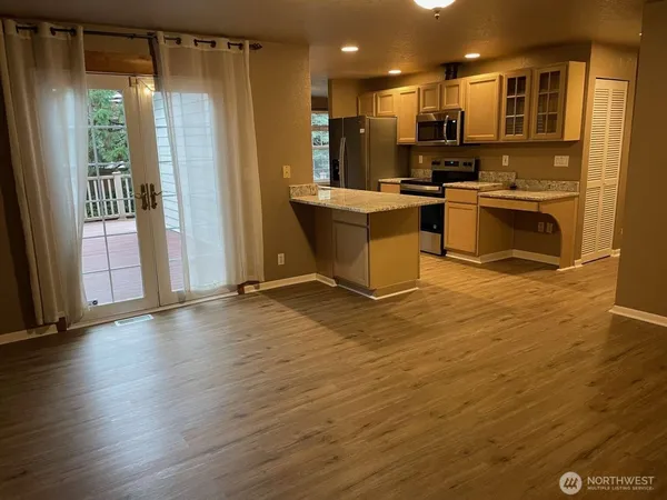 $795,000 | 22632 13th Place West, Bothell, WA 98021