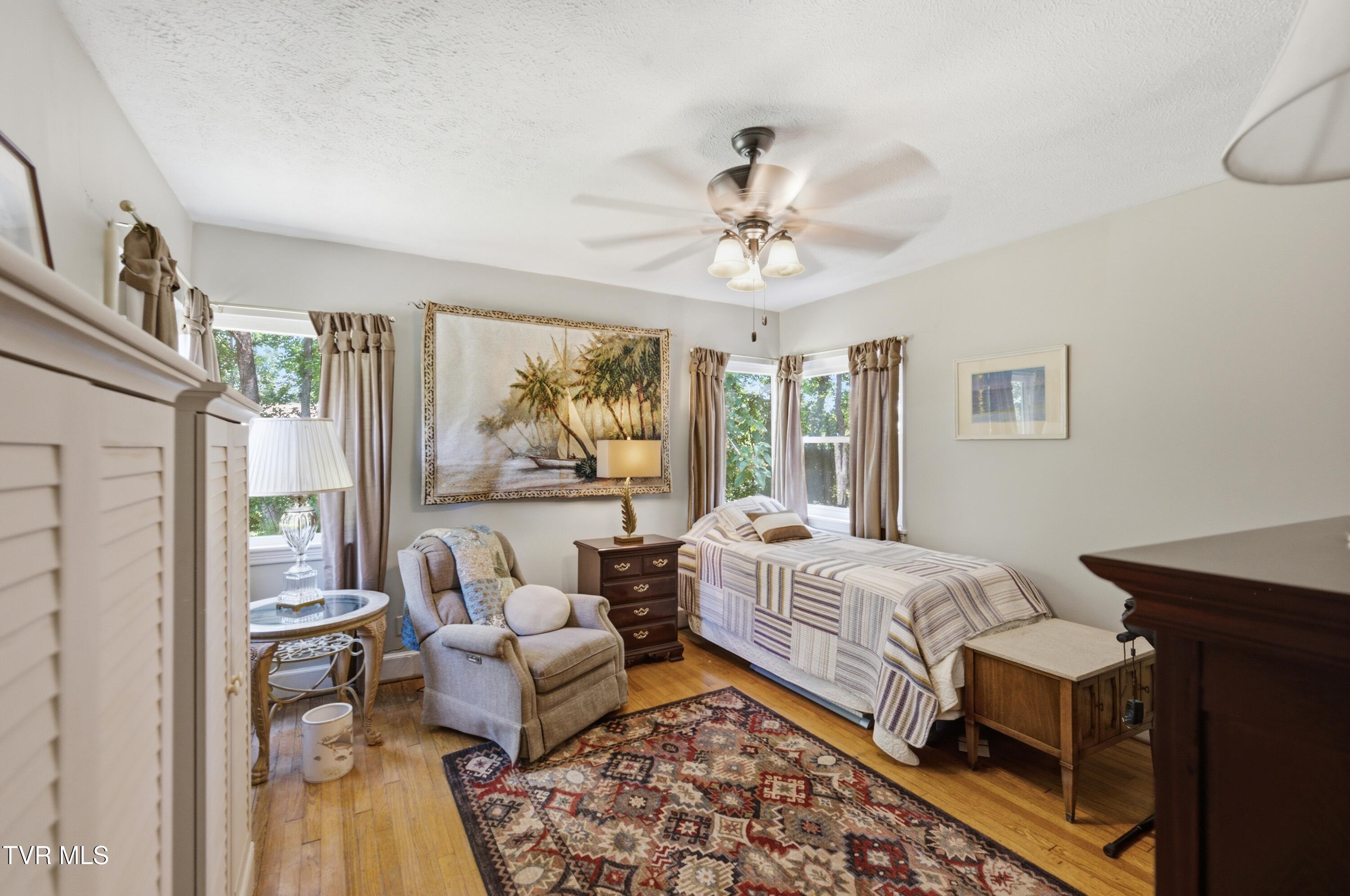 545 Green Hill Road Bristol, VA 24201 - Photo 33 of 60 DSC_0522
