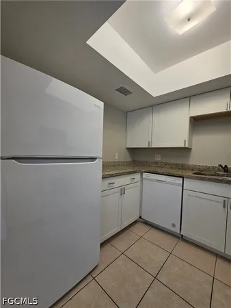 $1,500 | 1830 Maravilla Avenue, Unit 321, Fort Myers, FL 33901