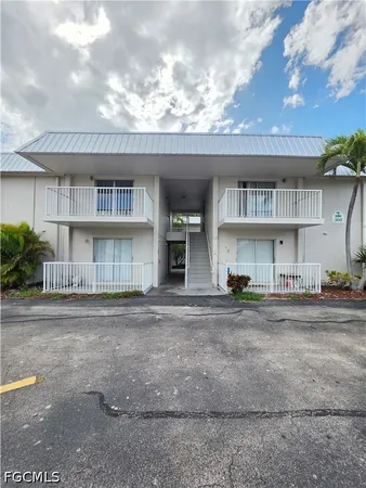 $1,500 | 1830 Maravilla Avenue, Unit 321, Fort Myers, FL 33901