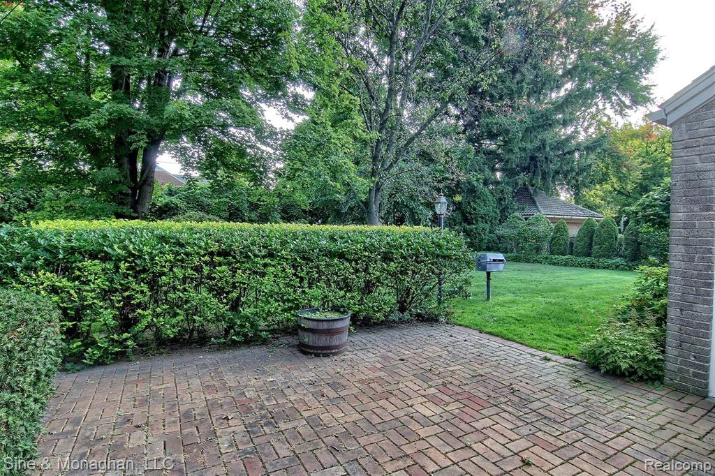 1020 Devonshire Road Grosse Pointe Park, MI 48230 - Photo 36 of 41