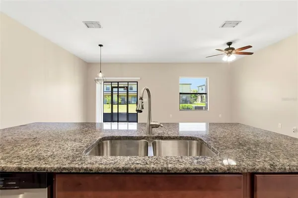 $2,400 | 16948 Storyline Drive, Land O Lakes, FL 34638