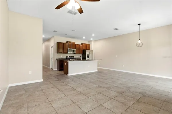 $2,400 | 16948 Storyline Drive, Land O Lakes, FL 34638