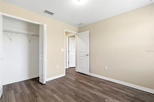 $2,400 | 16948 Storyline Drive, Land O Lakes, FL 34638