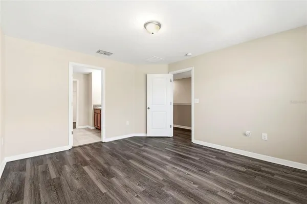 $2,400 | 16948 Storyline Drive, Land O Lakes, FL 34638