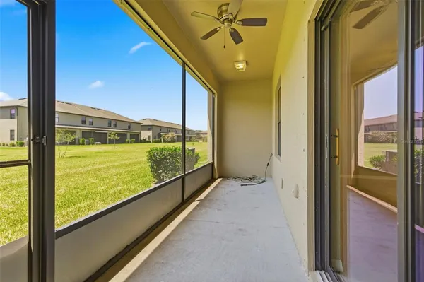 $2,400 | 16948 Storyline Drive, Land O Lakes, FL 34638