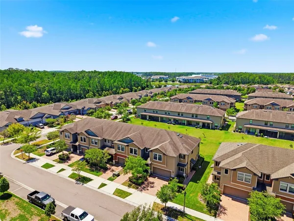 $2,400 | 16948 Storyline Drive, Land O Lakes, FL 34638