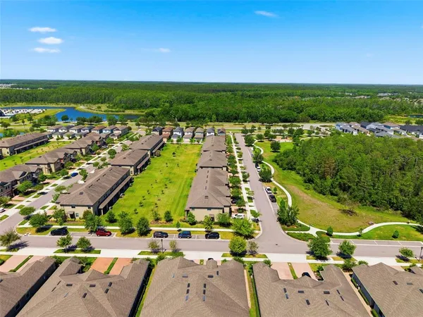 $2,400 | 16948 Storyline Drive, Land O Lakes, FL 34638