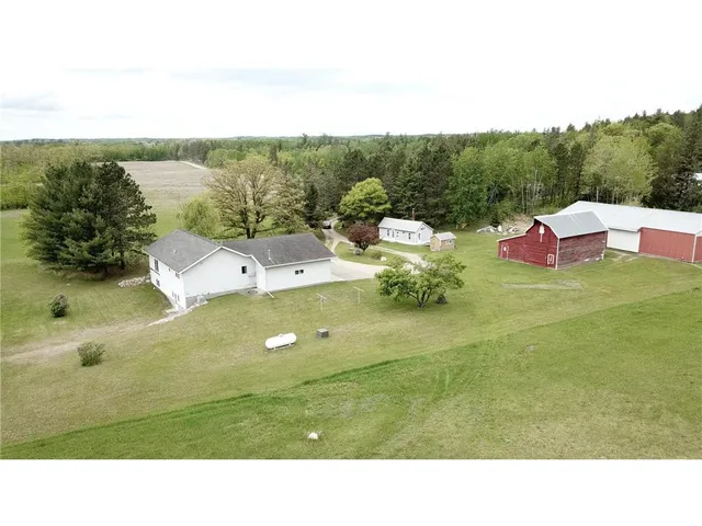 $588,000 | 11005 320th Street, Park Rapids, MN 56470