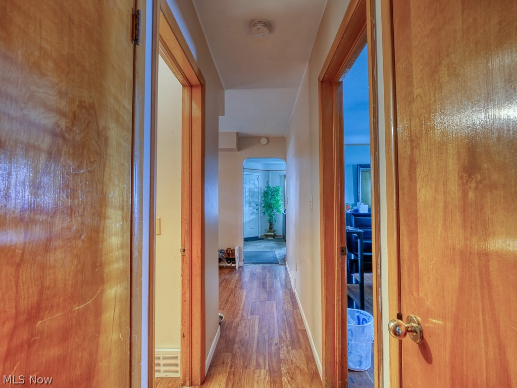 2110 Broadview Road Cleveland, OH 44109 - Photo 16 of 35