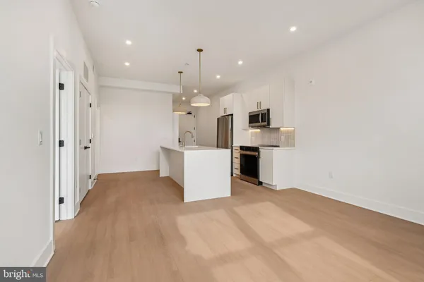 $1,856 | 20-30 West Allens Lane, Unit 318, Philadelphia, PA 19119