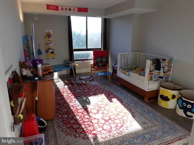 $3,595 | 1800 Old Meadow Road, Unit 902, McLean, VA 22102