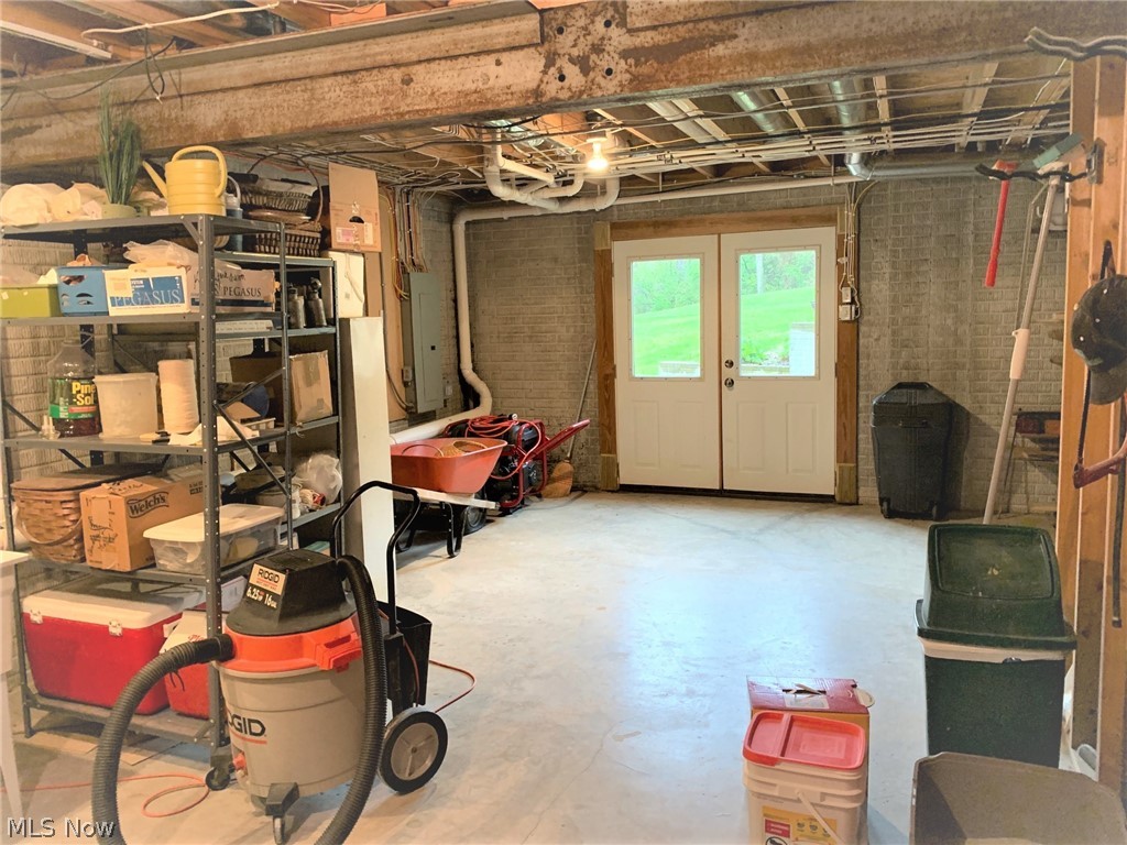 8055 Coopermill Road Zanesville, OH 43701 - Photo 30 of 34 Gallery Image 30