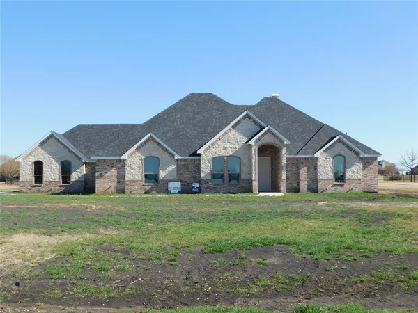 $619,900 | 1166 Whirlaway Drive, Terrell, TX 75160