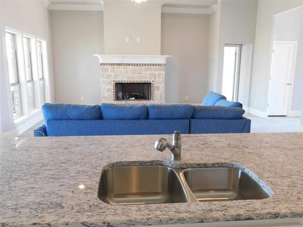 $619,900 | 1166 Whirlaway Drive, Terrell, TX 75160