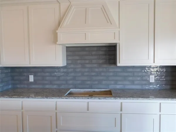 $619,900 | 1166 Whirlaway Drive, Terrell, TX 75160