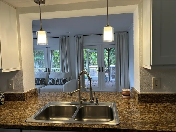 $7,500 | 4431 Northeast 28th Avenue, Lighthouse Point, FL 33064