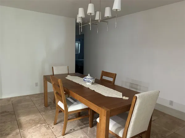 $7,500 | 4431 Northeast 28th Avenue, Lighthouse Point, FL 33064